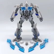 Load image into Gallery viewer, Kid toy transformer TW-1122
