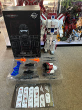 Load image into Gallery viewer, Transformers toys V33-06
