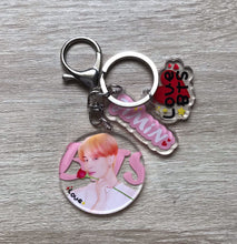 Load image into Gallery viewer, BTS keychain
