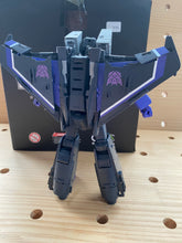 Load image into Gallery viewer, transformer toy EG01 collection version
