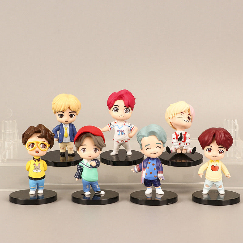 401 BTS mini figures cake decorations